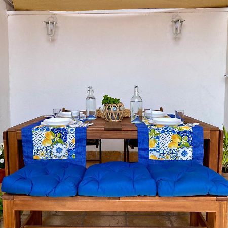 Appartement Casa Con Terrazzo In Centro à Naples Extérieur photo