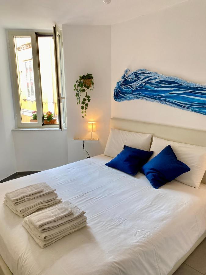 Appartement Casa Con Terrazzo In Centro à Naples Extérieur photo