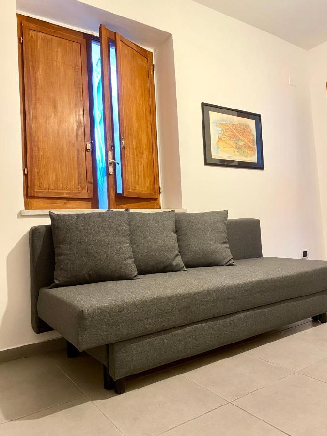 Appartement Casa Con Terrazzo In Centro à Naples Extérieur photo