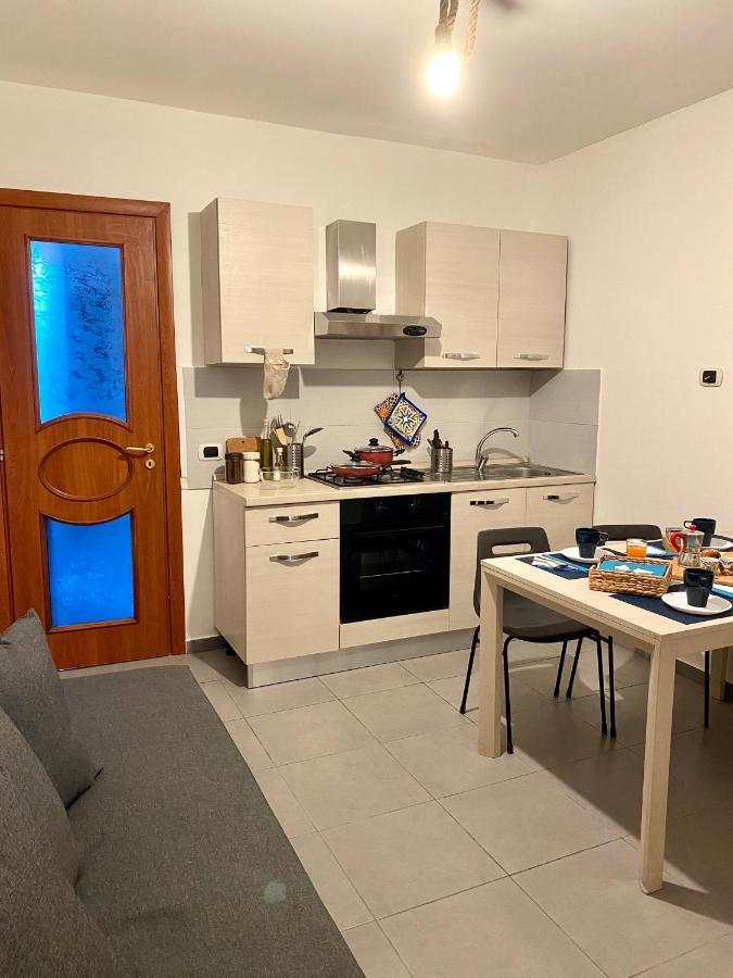 Appartement Casa Con Terrazzo In Centro à Naples Extérieur photo